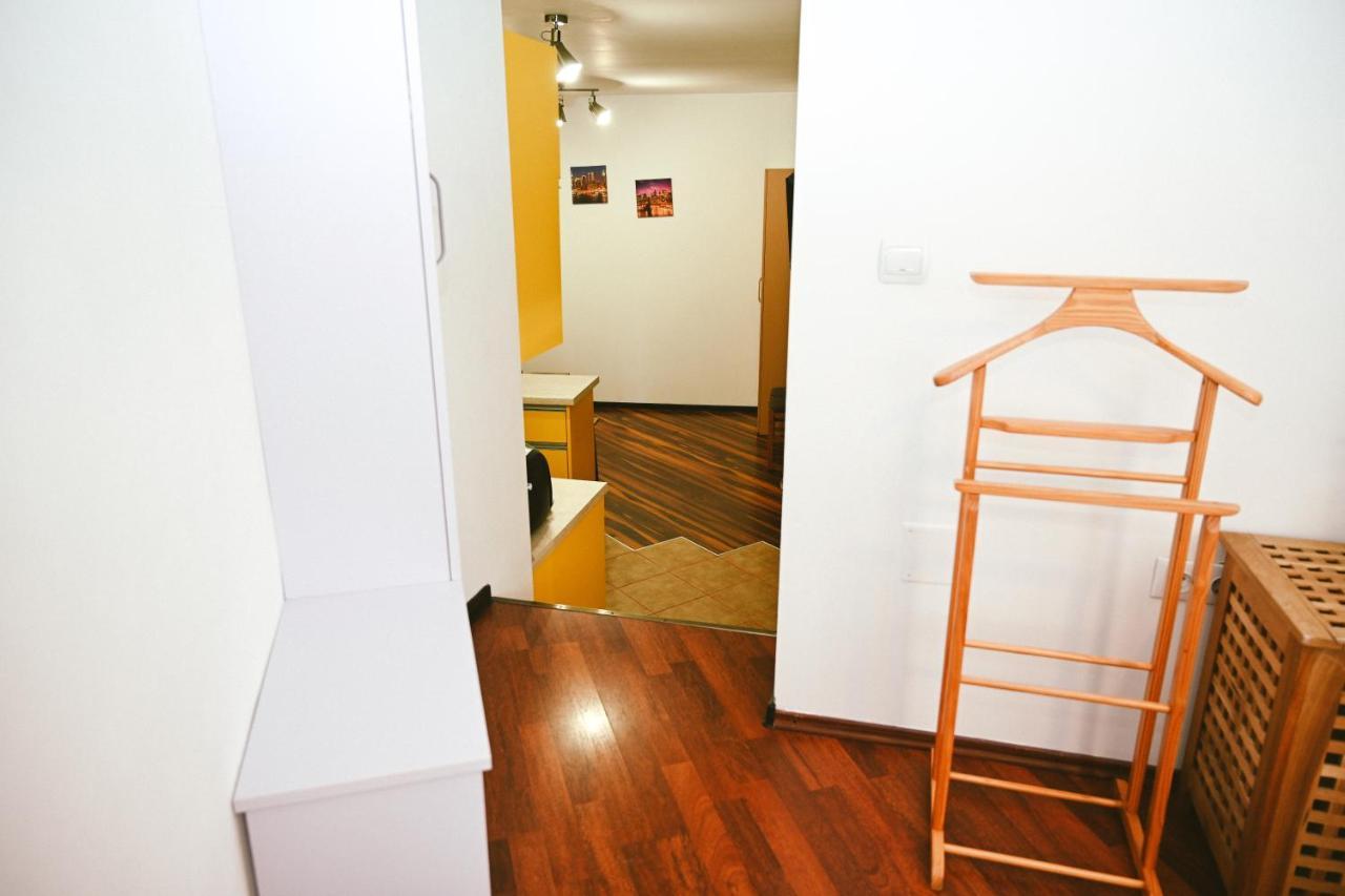 Cozy Apartment Braşov Extérieur photo